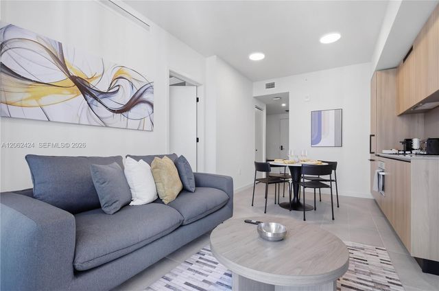 121 NE 5th St 3511, Miami, FL 33132