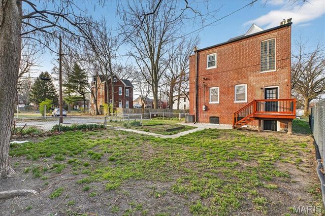 617 Haven Street, St Louis, MO 63111