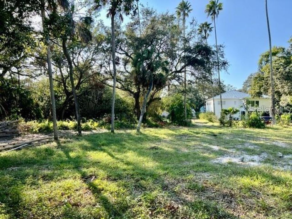 621 40TH STREET, SARASOTA, FL 34234 — exterior