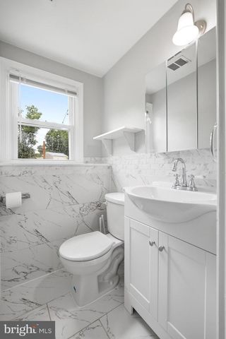 130 OAKDALE RD, Cherry Hill, NJ 08034