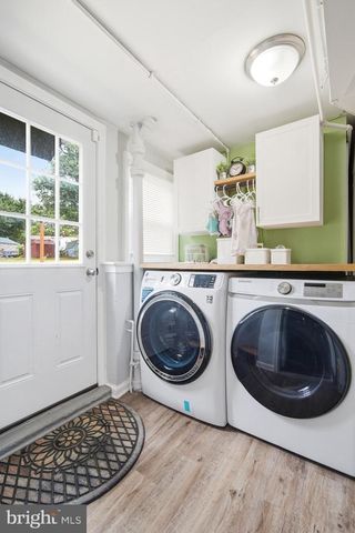 130 OAKDALE RD, Cherry Hill, NJ 08034