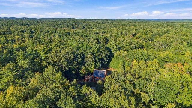 7 Cobblestone Place, Merrimack, NH 03054