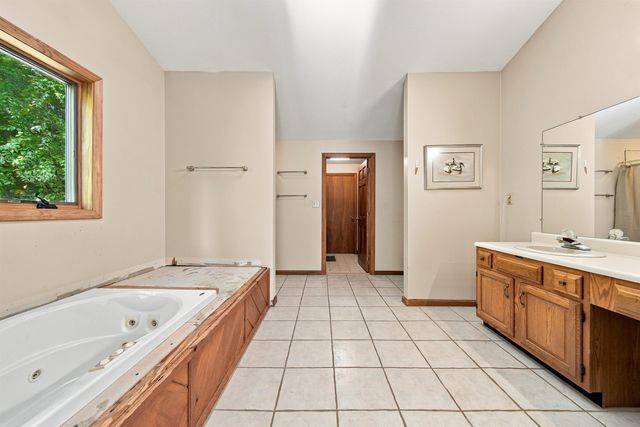 7 Cobblestone Place, Merrimack, NH 03054