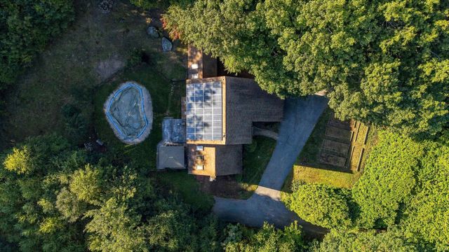 7 Cobblestone Place, Merrimack, NH 03054