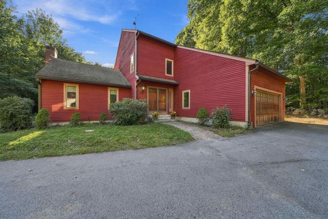 7 Cobblestone Place, Merrimack, NH 03054