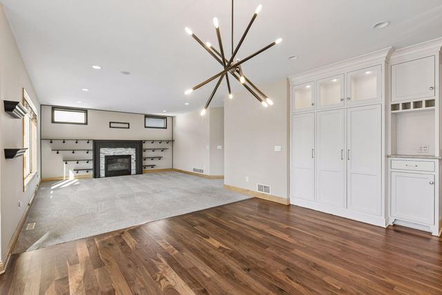 2717 87th Trail N, Brooklyn Park, MN 55443