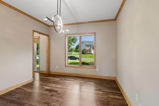 2717 87th Trail N, Brooklyn Park, MN 55443