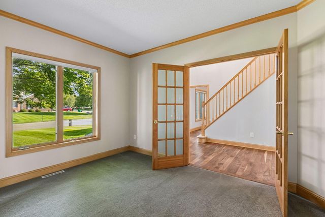 2717 87th Trail N, Brooklyn Park, MN 55443