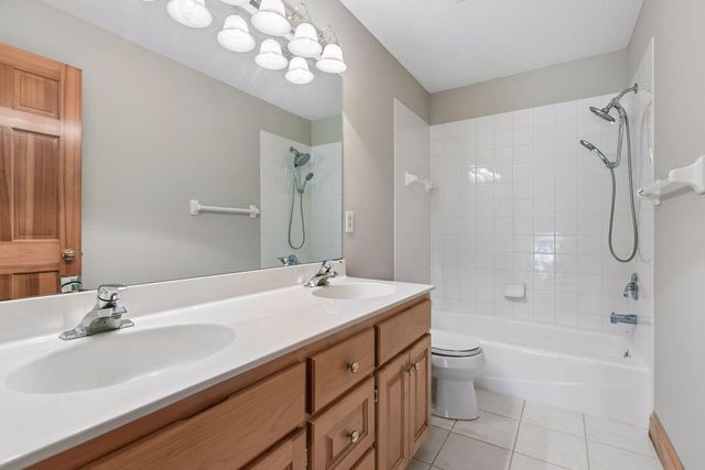 2717 87th Trail N, Brooklyn Park, MN 55443
