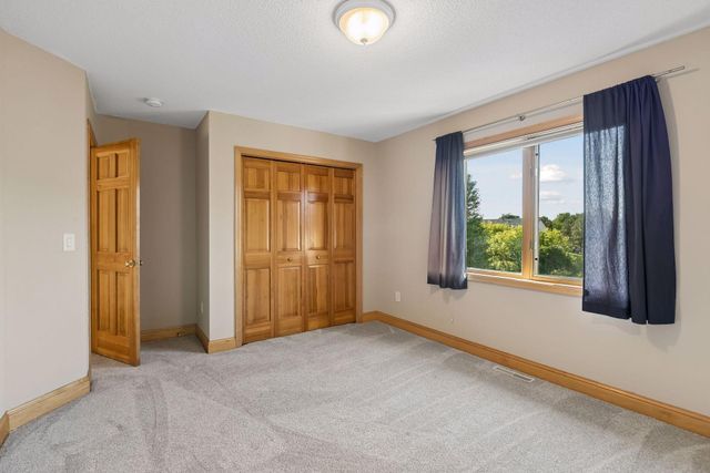 2717 87th Trail N, Brooklyn Park, MN 55443