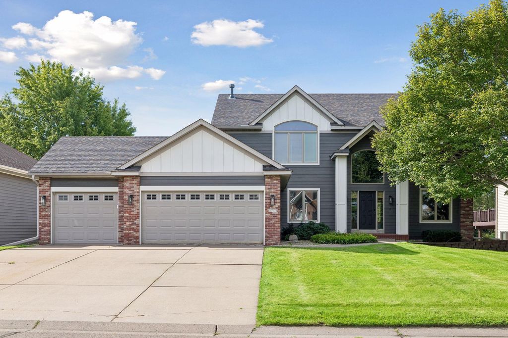 2717 87th Trail N, Brooklyn Park, MN 55443 — exterior