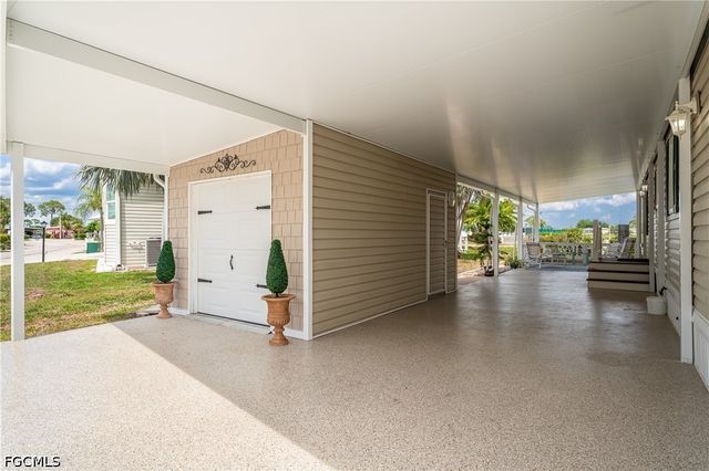 237 Palmer BLVD, North Fort Myers, FL 33903