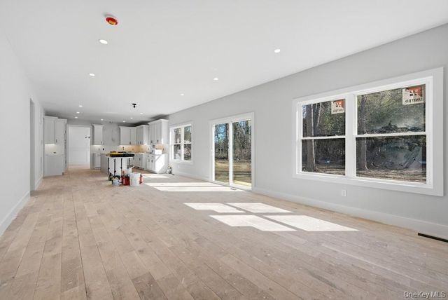 1 Lotto Court, Lake Grove, NY 11755