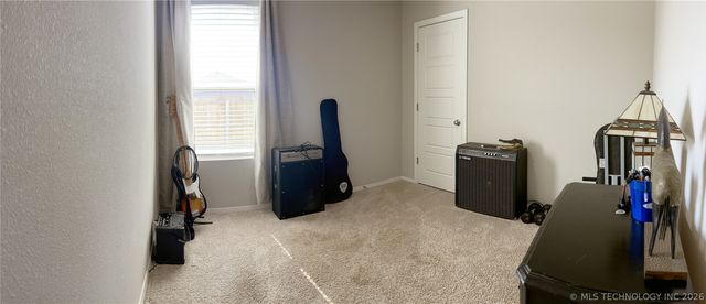 14203 N 74th East Avenue, Collinsville, OK 74021