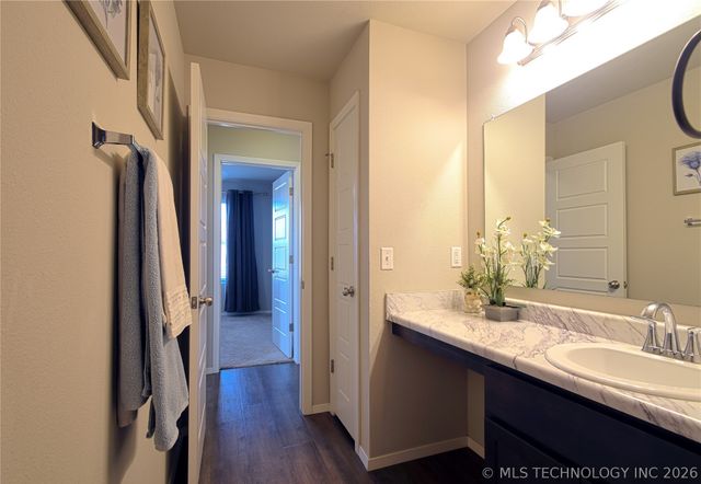 14203 N 74th East Avenue, Collinsville, OK 74021