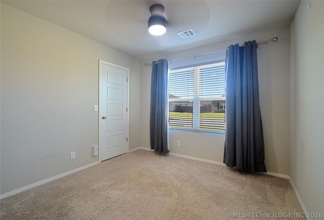 14203 N 74th East Avenue, Collinsville, OK 74021