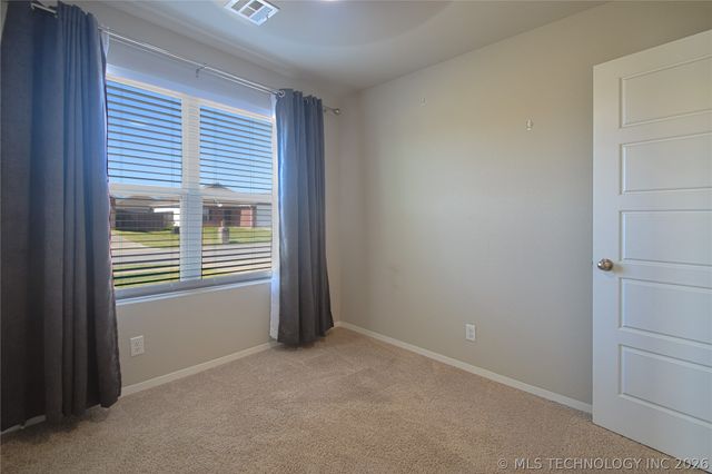 14203 N 74th East Avenue, Collinsville, OK 74021