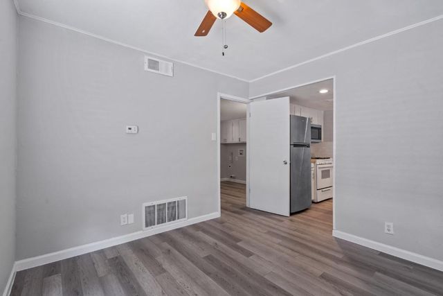 1813A Woodland Ave, Austin, TX 78741