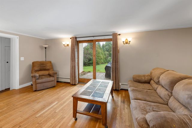 240 Mountain Road, Concord, NH 03301