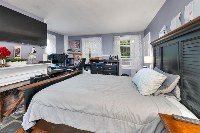 240 Mountain Road, Concord, NH 03301