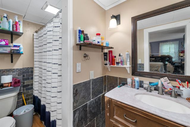 240 Mountain Road, Concord, NH 03301