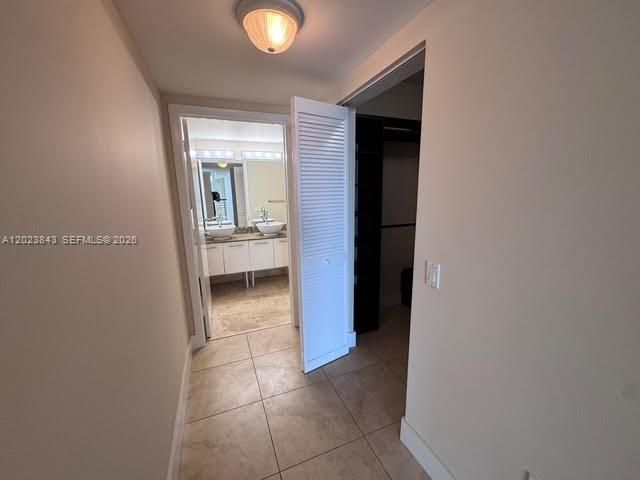 41 SE 5th St 2411, Miami, FL 33131