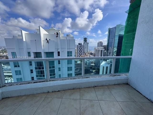 41 SE 5th St 2411, Miami, FL 33131