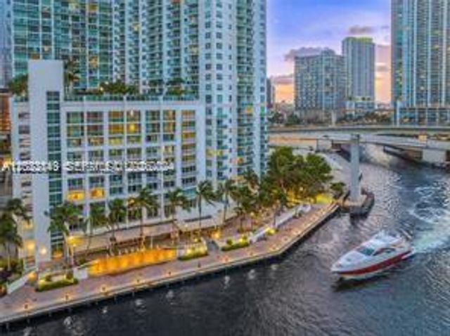 41 SE 5th St 2411, Miami, FL 33131