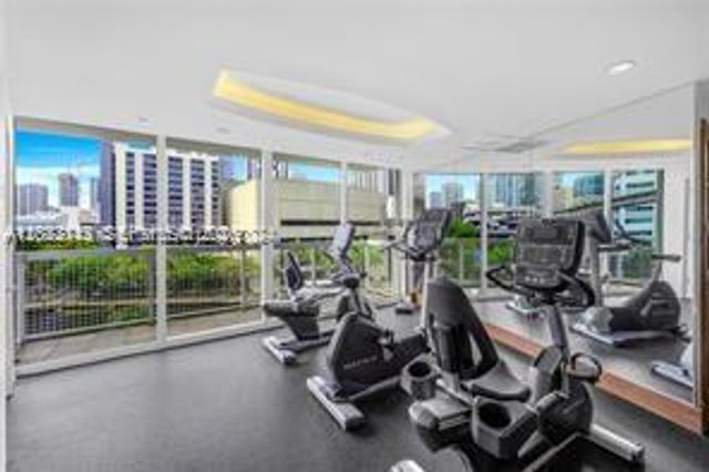 41 SE 5th St 2411, Miami, FL 33131