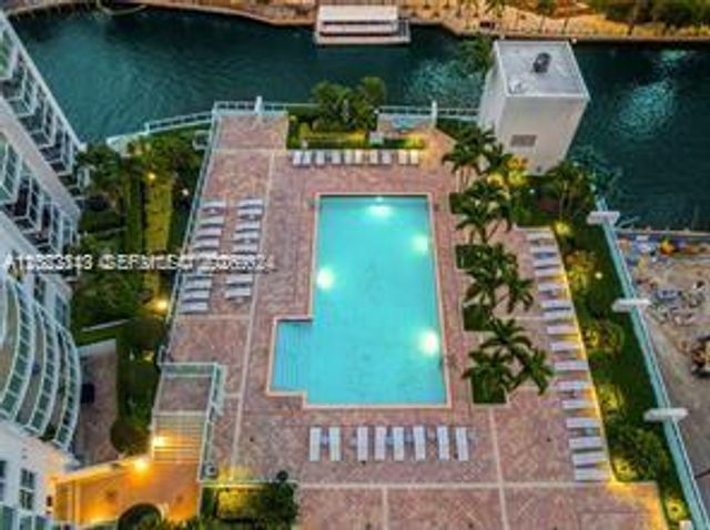 41 SE 5th St 2411, Miami, FL 33131