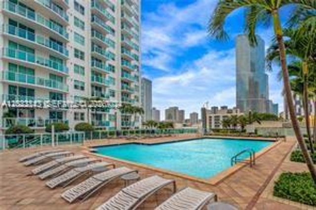 41 SE 5th St 2411, Miami, FL 33131