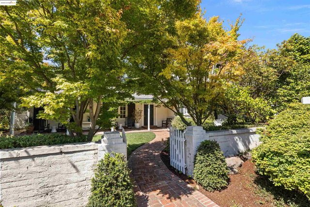 5701 La Salle Ave, Oakland, CA 94611