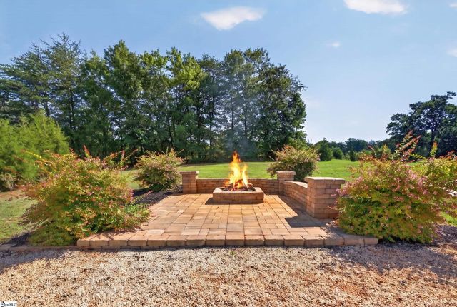 460 Harbour View Drive, Chesnee, SC 29323