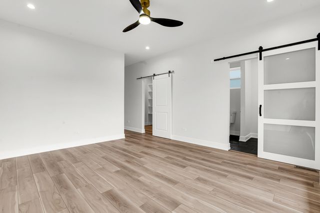 843 N Lorel Avenue, Chicago, IL 60651