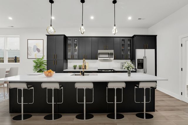 843 N Lorel Avenue, Chicago, IL 60651