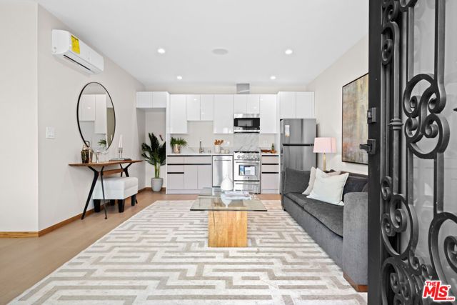 348 S Orange Drive, Los Angeles, CA 90036