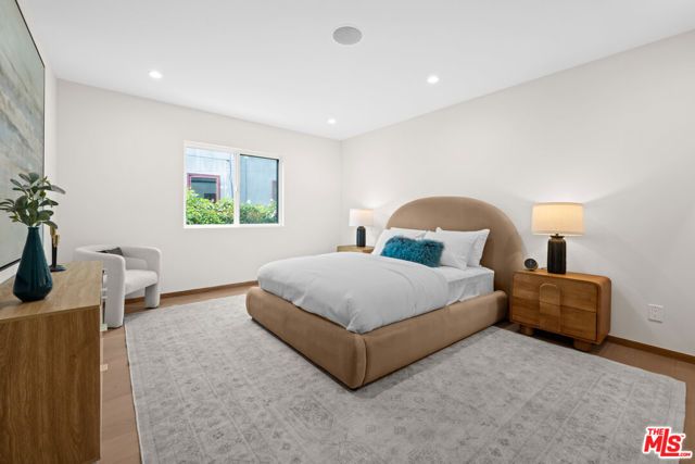 348 S Orange Drive, Los Angeles, CA 90036