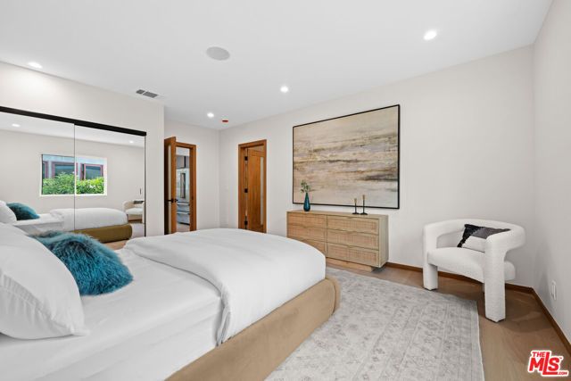 348 S Orange Drive, Los Angeles, CA 90036