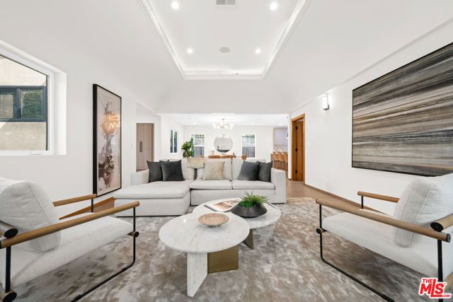 348 S Orange Drive, Los Angeles, CA 90036