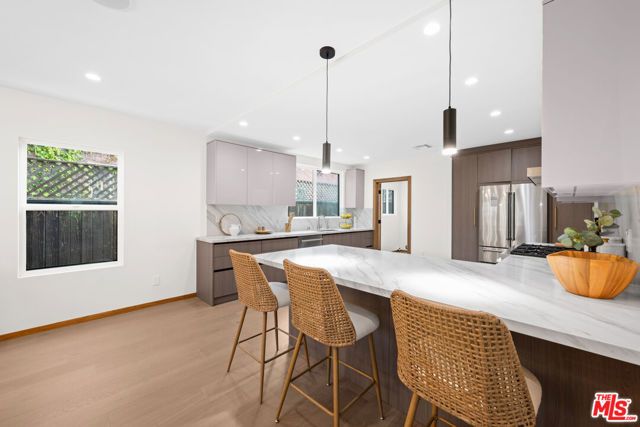 348 S Orange Drive, Los Angeles, CA 90036