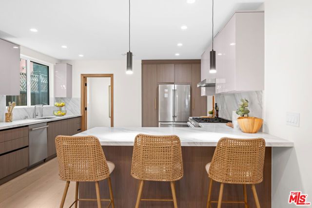 348 S Orange Drive, Los Angeles, CA 90036
