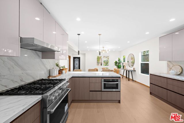 348 S Orange Drive, Los Angeles, CA 90036
