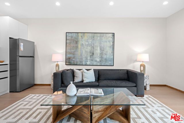 348 S Orange Drive, Los Angeles, CA 90036
