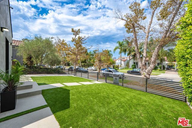 348 S Orange Drive, Los Angeles, CA 90036