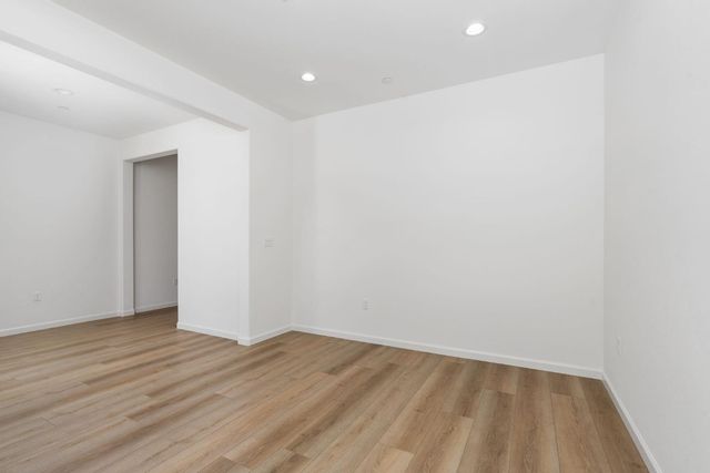 1252 Cathedral Court S, Madera, CA 93636