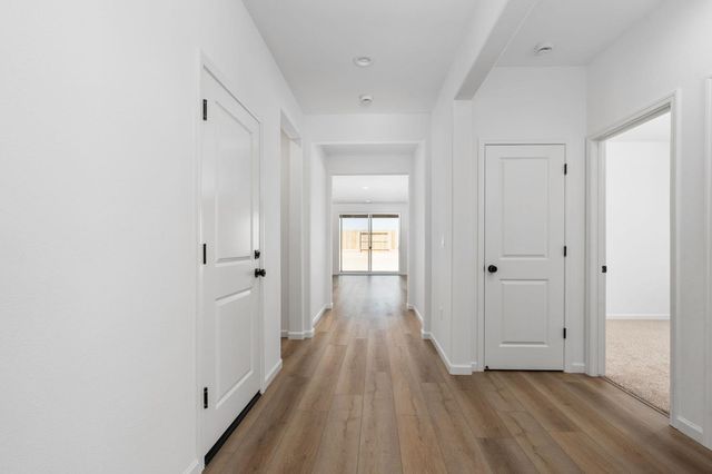 1252 Cathedral Court S, Madera, CA 93636