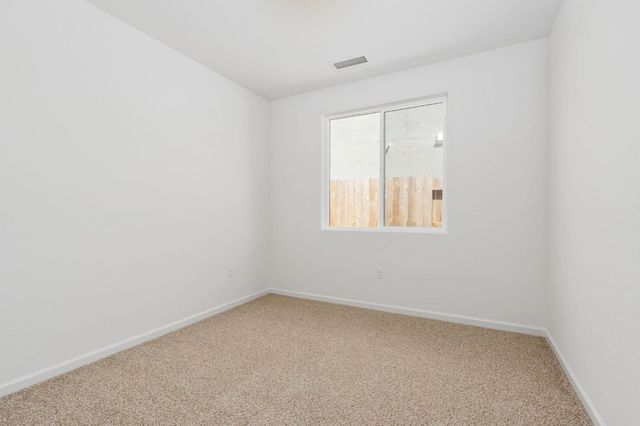 1252 Cathedral Court S, Madera, CA 93636