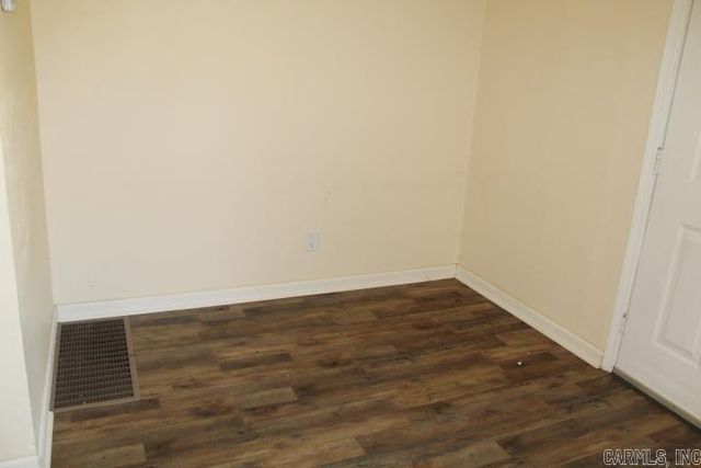 1110 W 49th Street, North Little Rock, AR 72118