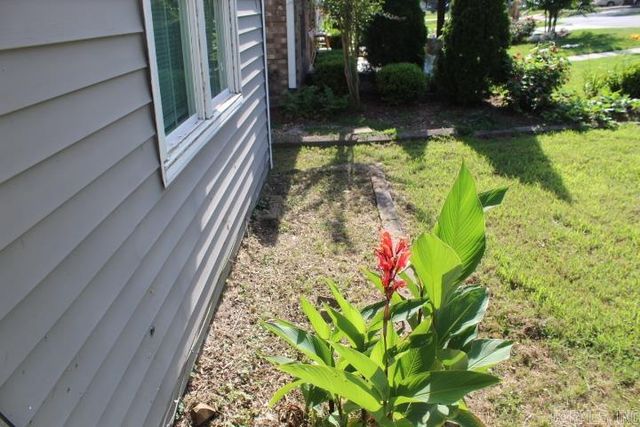 1110 W 49th Street, North Little Rock, AR 72118