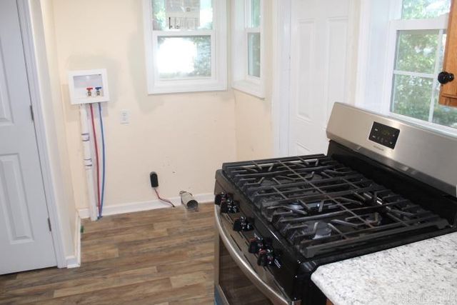 1110 W 49th Street, North Little Rock, AR 72118